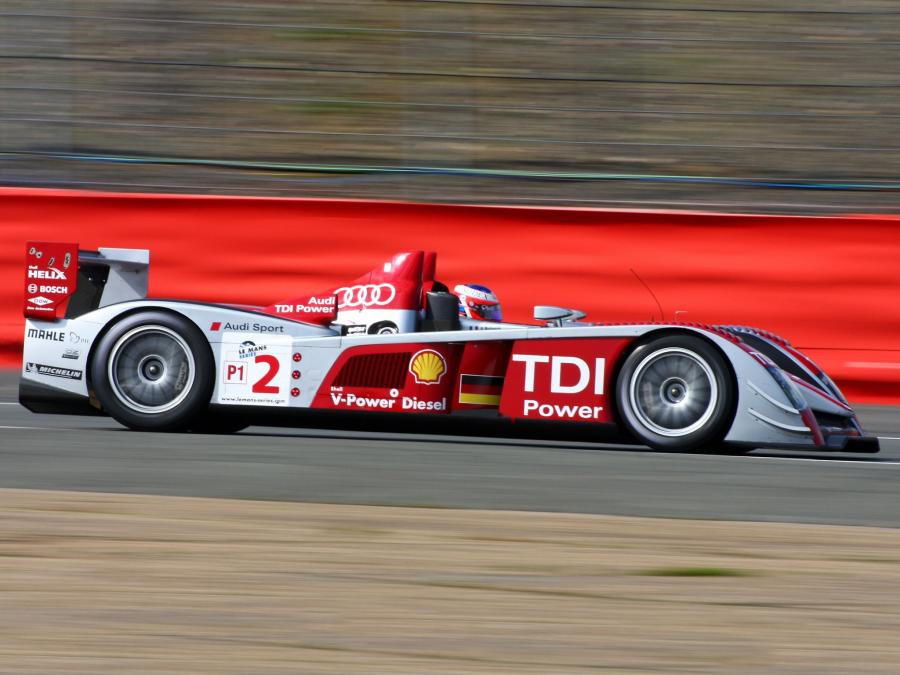  Audi R10 TDI 2008 года  (фото 4 из 57)